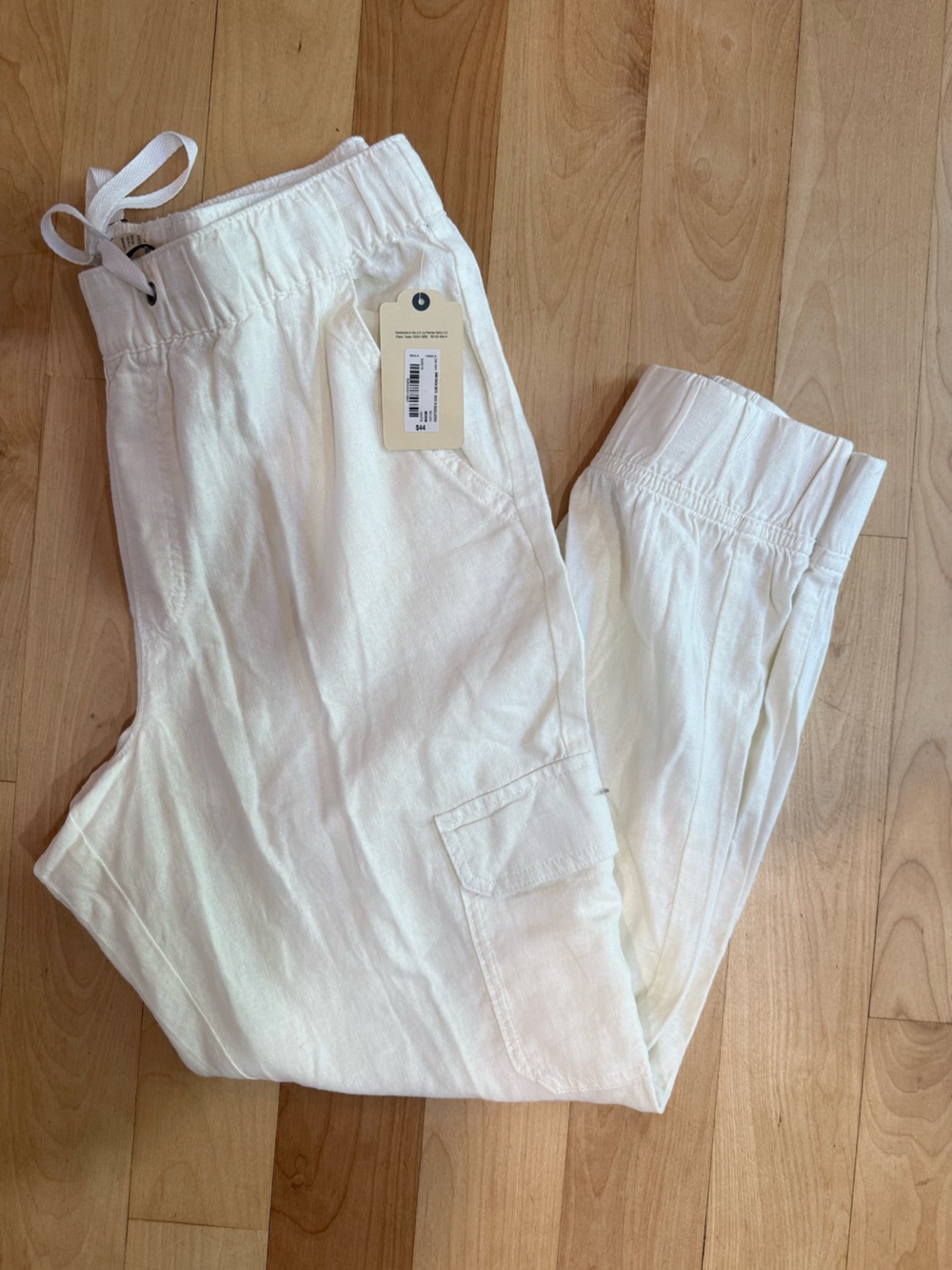Woman's Linen-Blend Drawstring Cargo Pants - White
